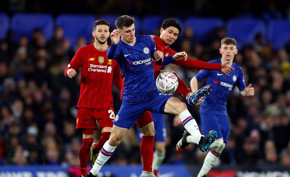 埃贝尔：拜仁已和卡尔续约至29年，他的盘带让我想起梅西